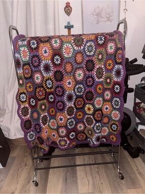 Dharma shop Handmade Multicolor Crochet Blanket A00384